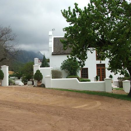 Вилла Oudekloof Wine Estate Тульбах Экстерьер фото