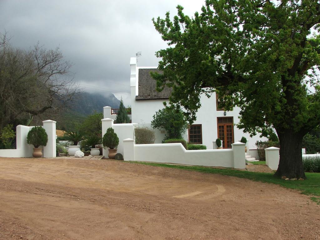 Вилла Oudekloof Wine Estate Тульбах Экстерьер фото