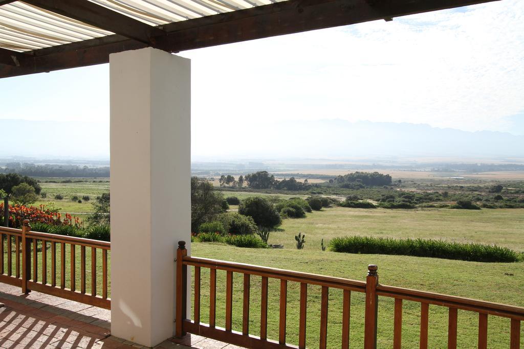 Вилла Oudekloof Wine Estate Тульбах Экстерьер фото