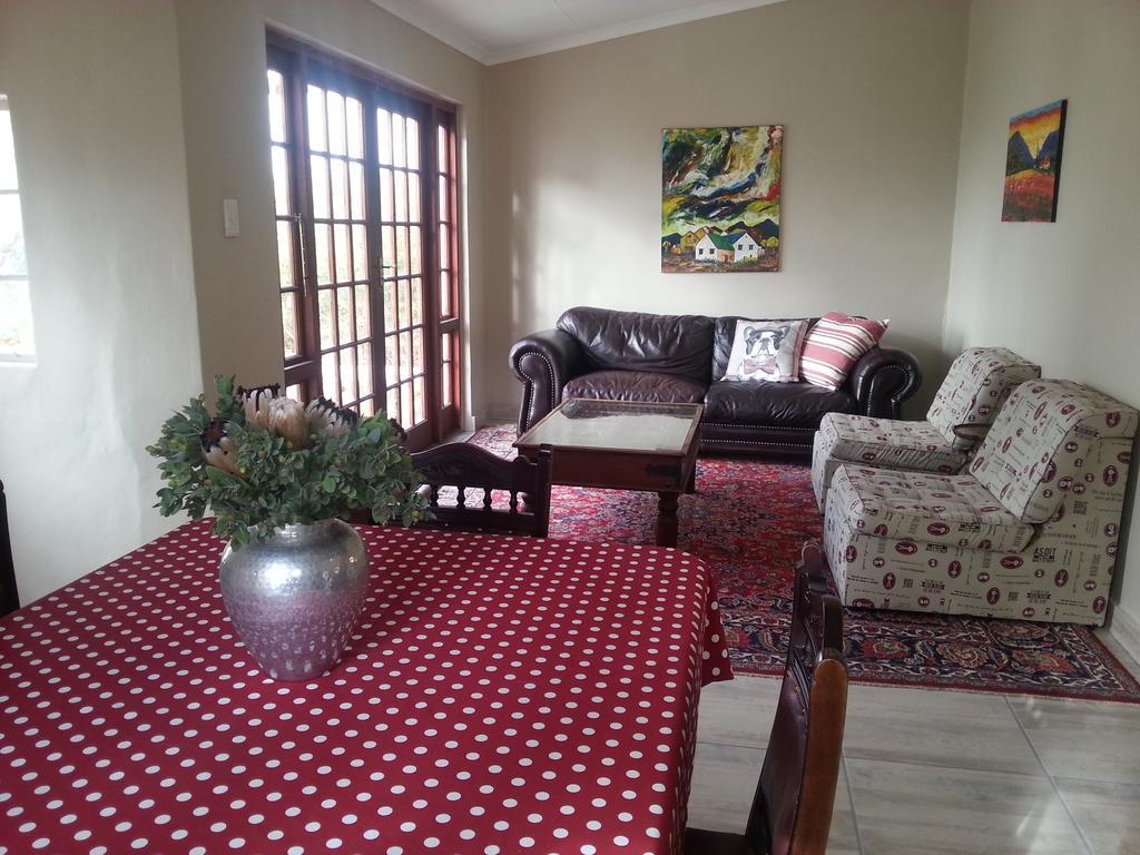 Вилла Oudekloof Wine Estate Тульбах Экстерьер фото