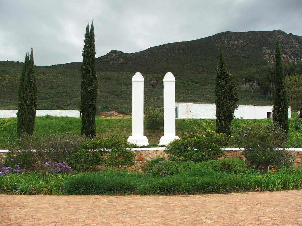 Вилла Oudekloof Wine Estate Тульбах Экстерьер фото